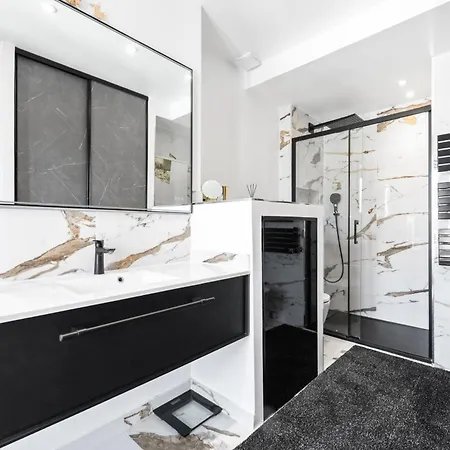 Lumineux Centre, Parking, Clim Apartmán *